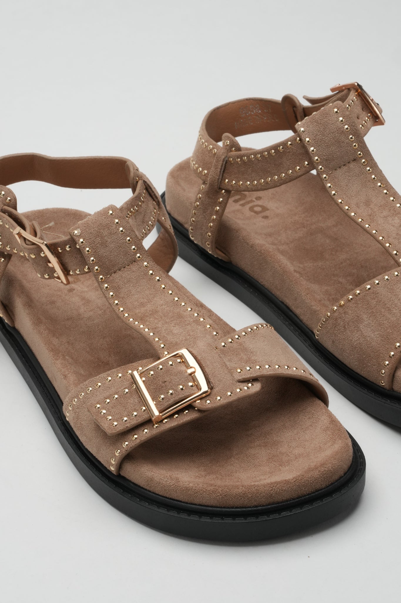 Sandales cloutées NAOMI - Taupe