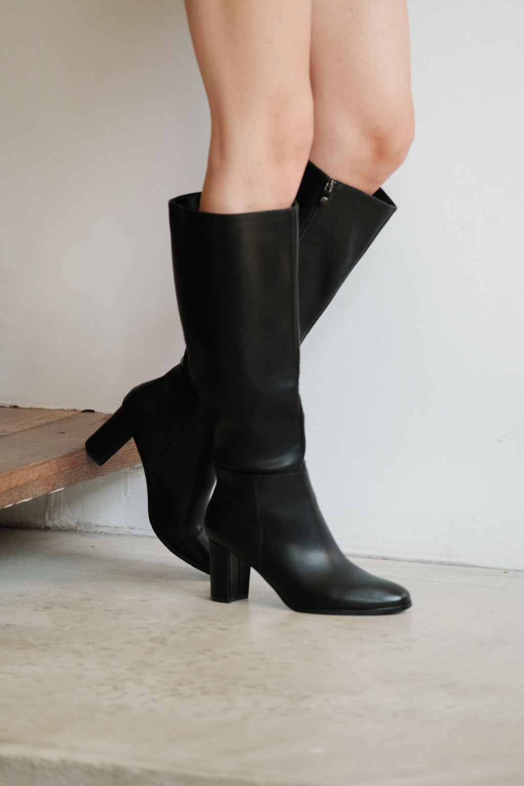 THAIS Boots - Black