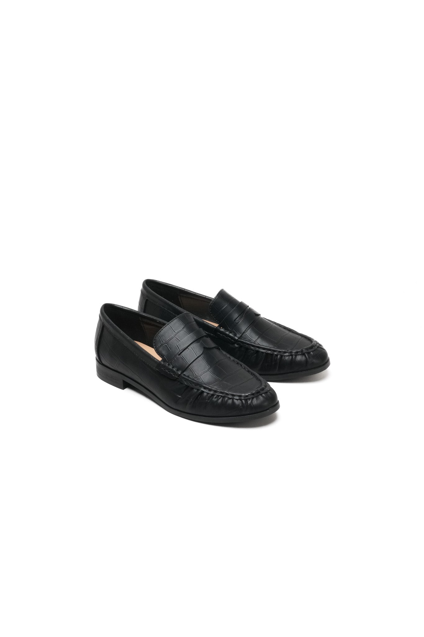 LÉONIE Moccasins - Black